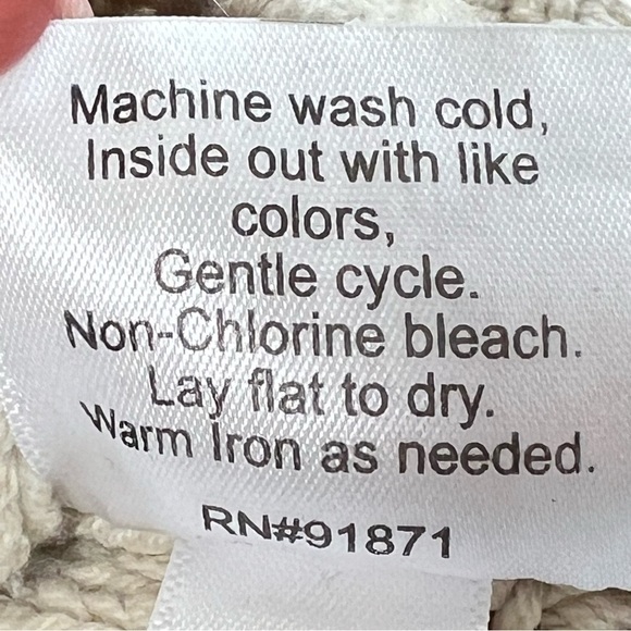 SAHALIE Cream Cable Knit Pattern Block Long Sleeve Sweater Women's Size S - Picture 16 of 16